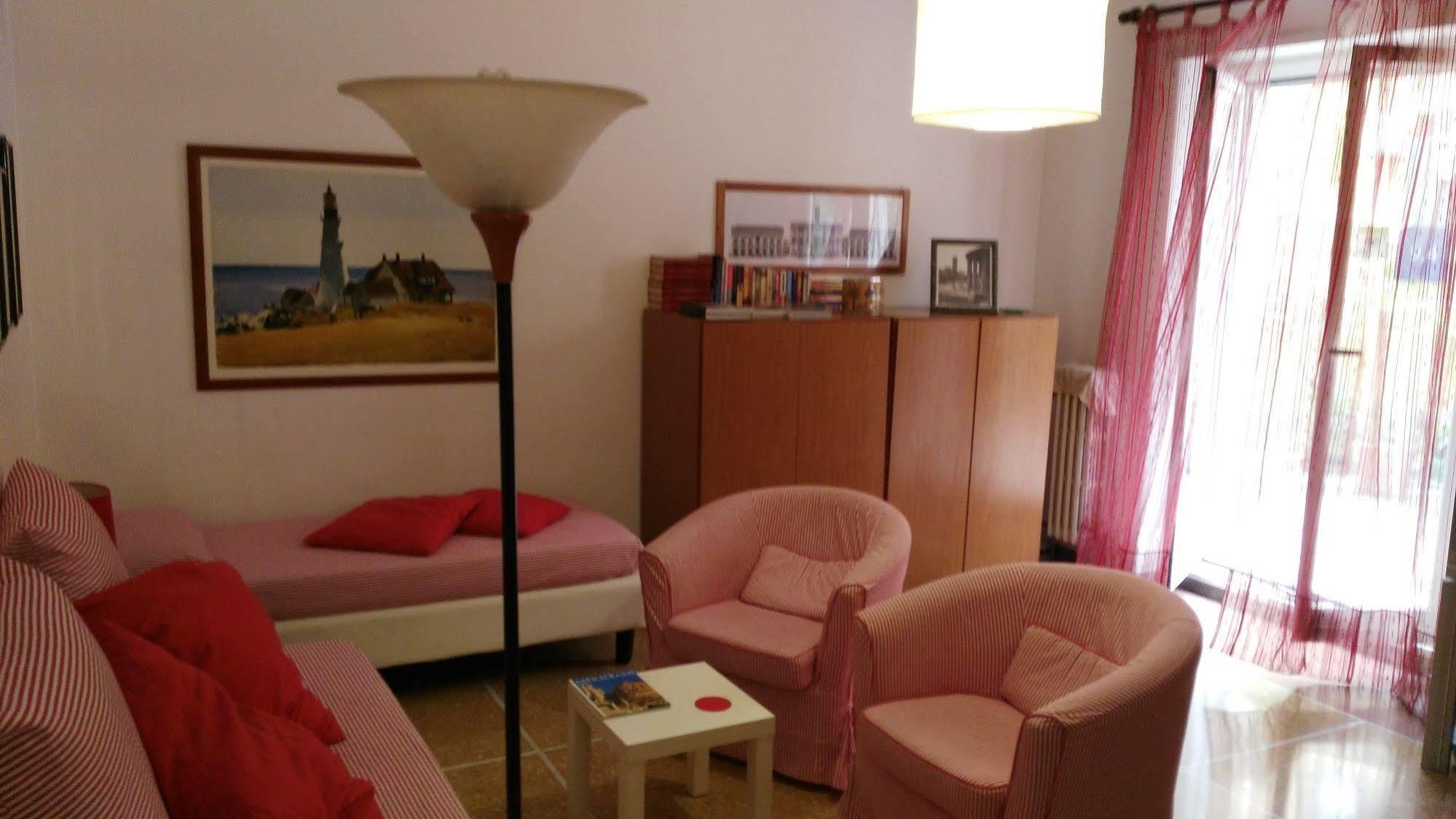 65sqm 1 bedroom, 1 bathroom Apartamento in Cidade do Vaticano Roma Exterior foto